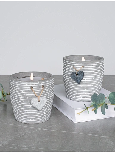 flickering flameless candle